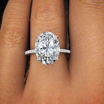 Solitaire Engagement Rings Oval Cut