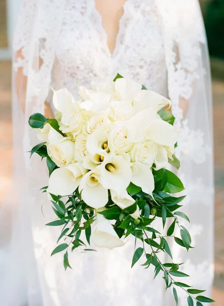 Calla Lily Wedding Bouquet With Roses