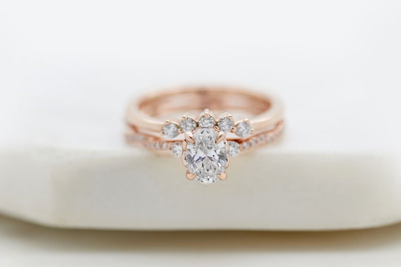 design a custom engagement ring online