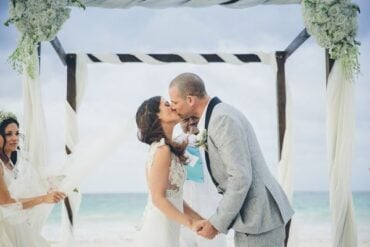 How To Plan Destination Wedding