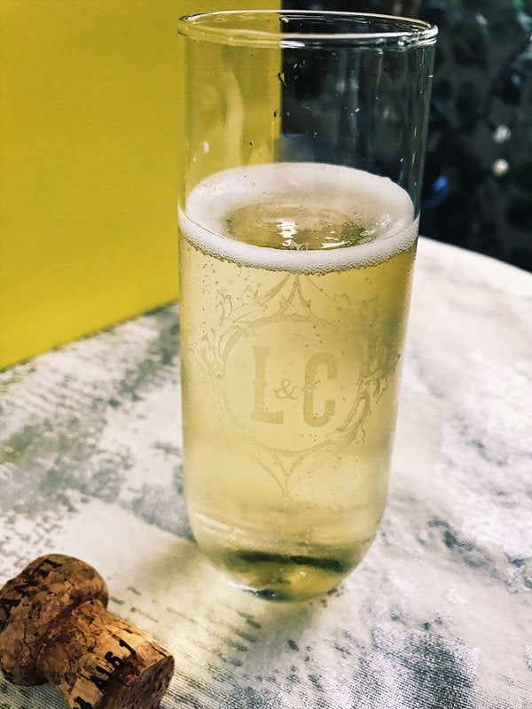 custom champagne glasses