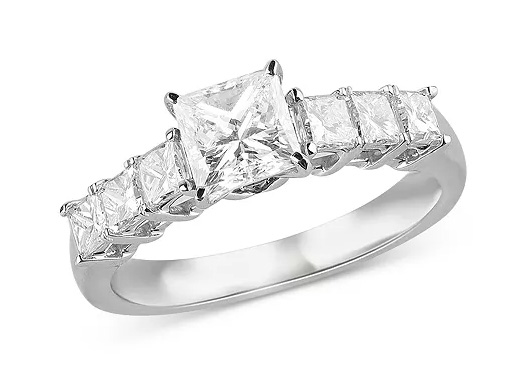 Princess Cut Diamond Engagement Ring