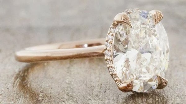 Solitaire Engagement Rings Isabella