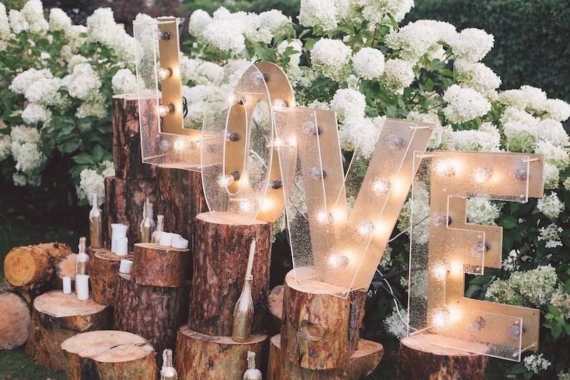used wedding decor
