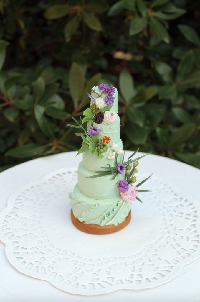 wedding cake ornament