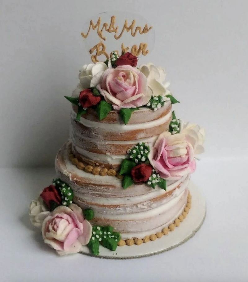 wedding cake replica